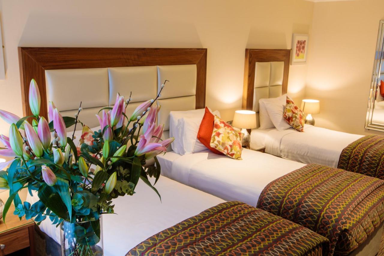 Grand Hotel ทราลี ภายนอก รูปภาพ
