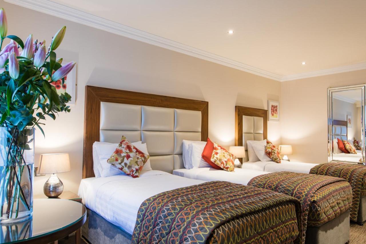 Grand Hotel ทราลี ภายนอก รูปภาพ
