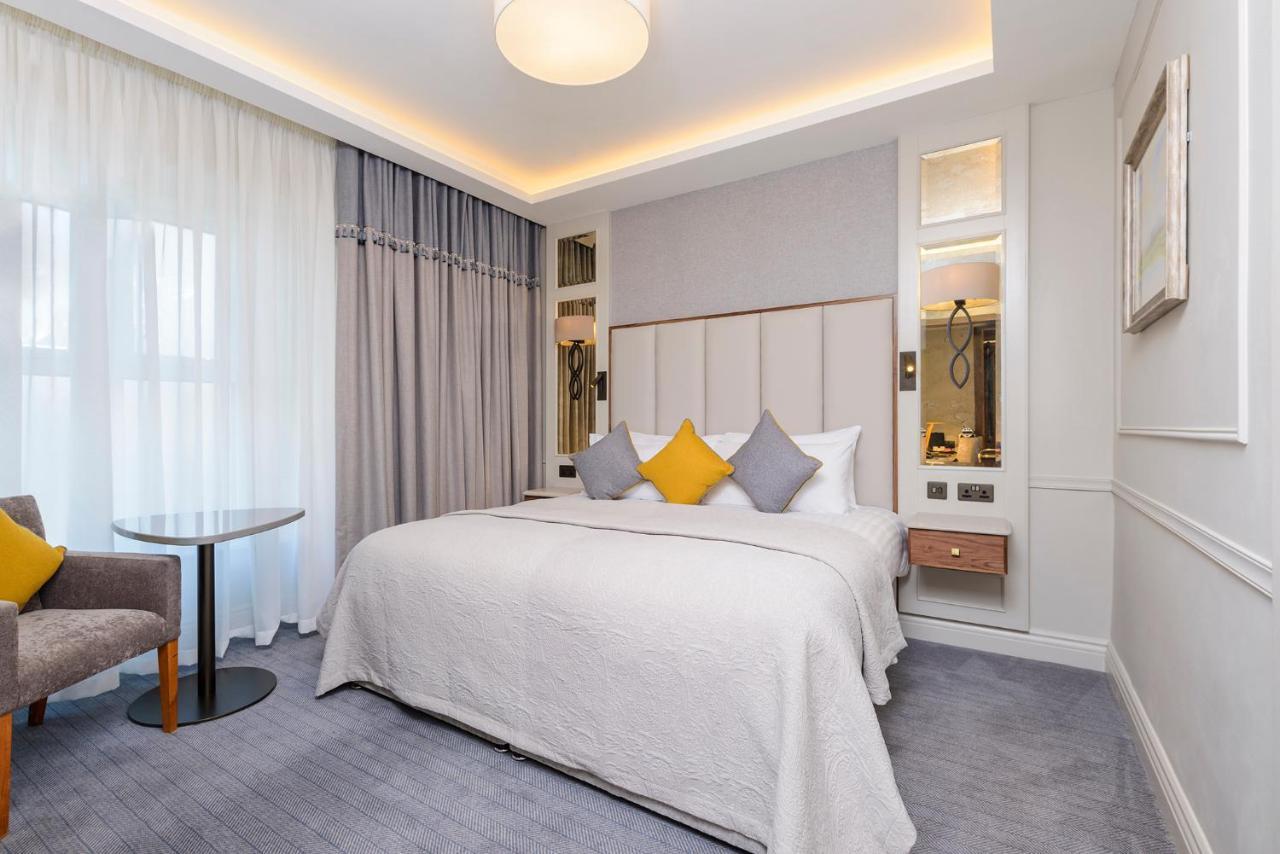 Grand Hotel ทราลี ภายนอก รูปภาพ