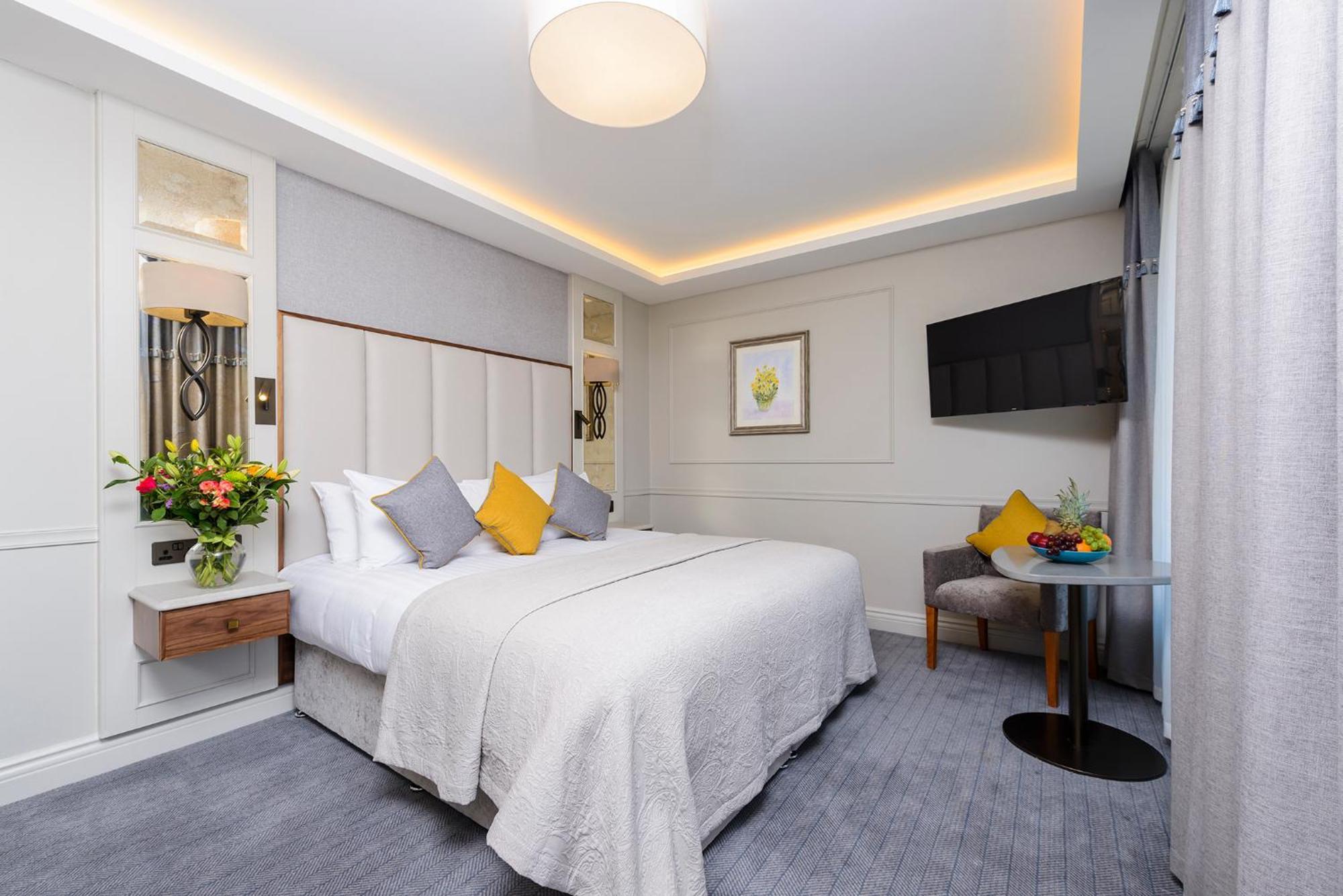 Grand Hotel ทราลี ภายนอก รูปภาพ