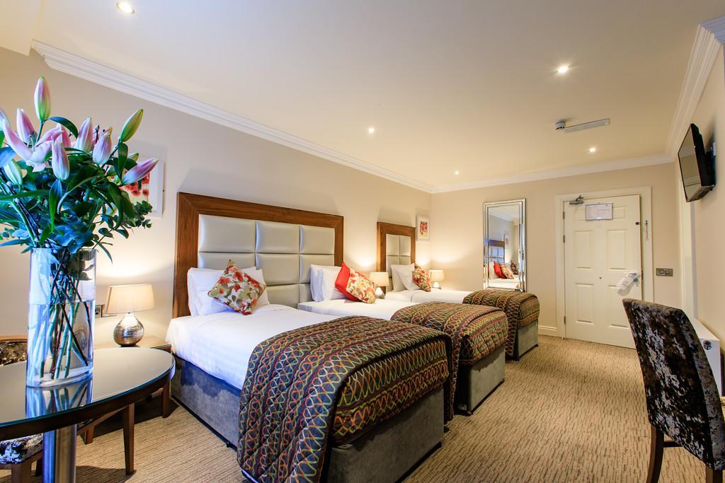 Grand Hotel ทราลี ภายนอก รูปภาพ