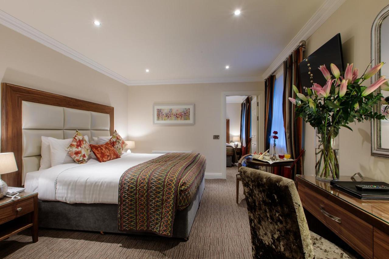 Grand Hotel ทราลี ภายนอก รูปภาพ
